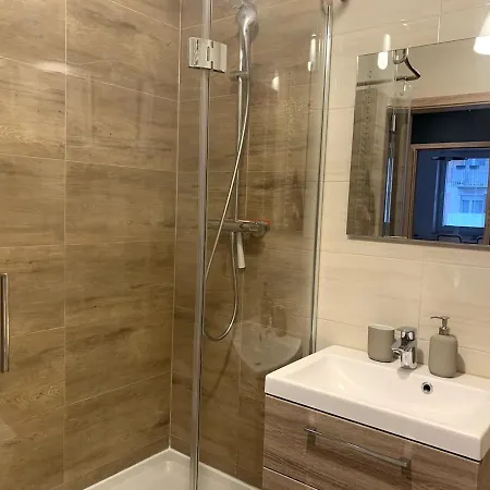 아파트 Komfort 2 Sypialnie Parking Klima 브로츠와프