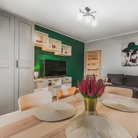 Komfort 2 Sypialnie Parking Klima 아파트