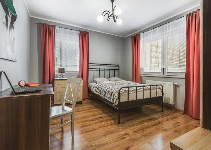 Komfort 2 Sypialnie Parking Klima דירה *